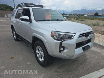 2021 Toyota 4Runner SR5 - miniatura 4