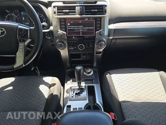 2021 Toyota 4Runner SR5 - miniatura 11