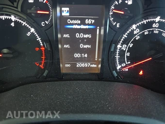 2021 Toyota 4Runner SR5 - miniatura 12