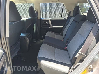 2021 Toyota 4Runner SR5 - miniatura 13