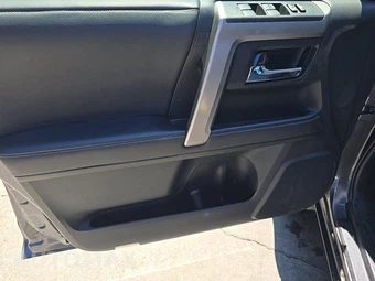 2021 Toyota 4Runner SR5 - miniatura 9