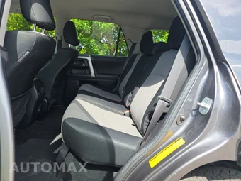 2021 Toyota 4Runner SR5 - miniatura 13