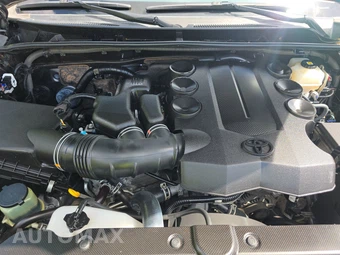 2021 Toyota 4Runner SR5 - miniatura 16