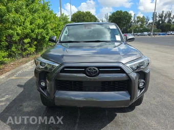 2021 Toyota 4Runner SR5 - miniatura 2