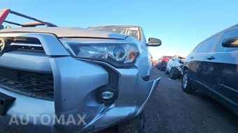 2021 Toyota 4Runner SR5 - miniatura 22