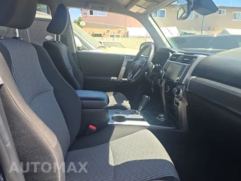 2021 Toyota 4Runner SR5 – miniatura 8
