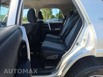 2021 Toyota 4Runner SR5 – miniatura 13