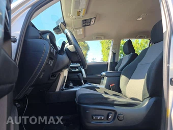 2021 Toyota 4Runner SR5 – miniatura 6