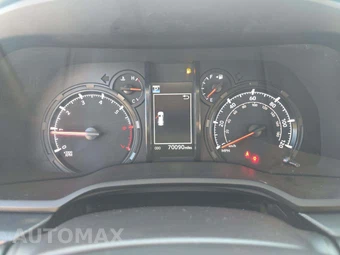 2021 Toyota 4Runner SR5 – miniatura 9