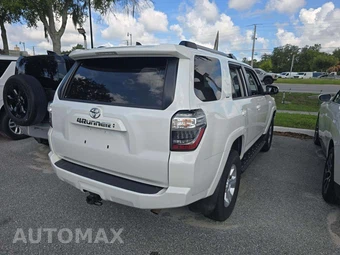 2021 Toyota 4Runner SR5 – miniatura 3