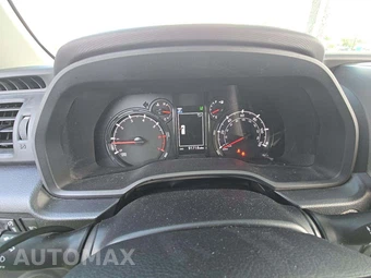 2021 Toyota 4Runner SR5 – miniatura 9