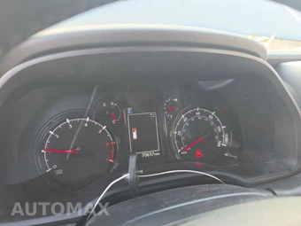 2021 Toyota 4Runner SR5 – miniatura 12