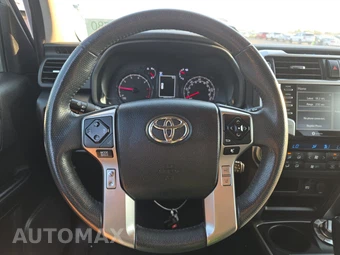 2021 Toyota 4Runner SR5 - miniatura 10