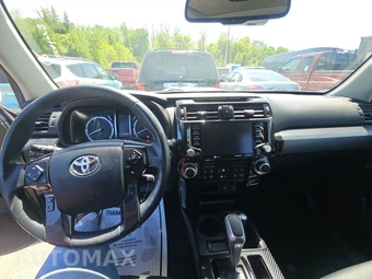 2021 Toyota 4Runner SR5 – miniatura 11