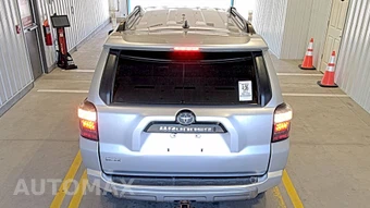 2021 Toyota 4Runner SR5 – miniatura 5