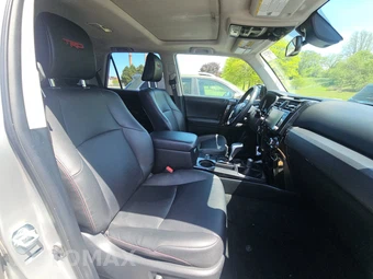 2021 Toyota 4Runner SR5 – miniatura 8