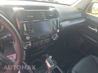 2021 Toyota 4Runner SR5 – miniatura 11
