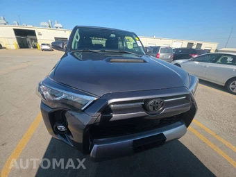 2021 Toyota 4Runner SR5 – miniatura 2