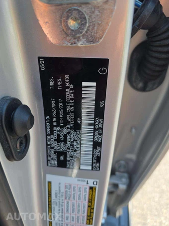 2021 Toyota 4Runner SR5 Premium - miniatura 2