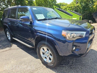 2021 Toyota 4Runner SR5 Premium - miniatura 4