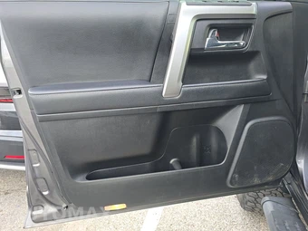 2021 Toyota 4Runner SR5 Premium - miniatura 9