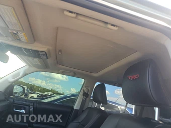 2021 Toyota 4Runner TRD Pro - miniatura 18