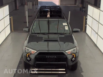 2021 Toyota 4Runner TRD Pro - miniatura 2