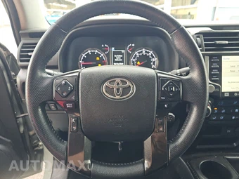 2021 Toyota 4Runner TRD Pro - miniatura 9