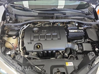 2021 Toyota C-HR LE – miniatura 12
