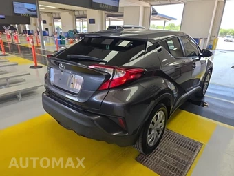 2021 Toyota C-HR LE – miniatura 4