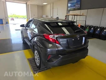 2021 Toyota C-HR LE – miniatura 6