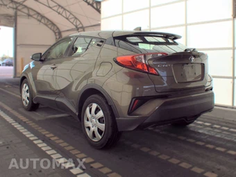 2021 Toyota C-HR LE – miniatura 6