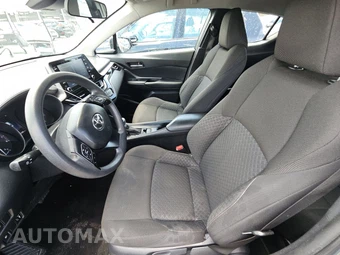 2021 Toyota C-HR LE – miniatura 7