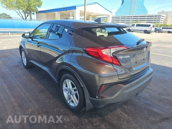 2021 Toyota C-HR LE - miniatura 6