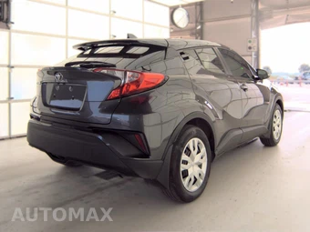 2021 Toyota C-HR LE - miniatura 4