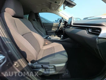2021 Toyota C-HR LE - miniatura 8