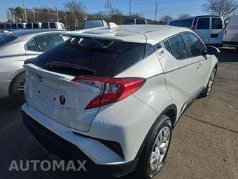 2021 Toyota C-HR LE - miniatura 4