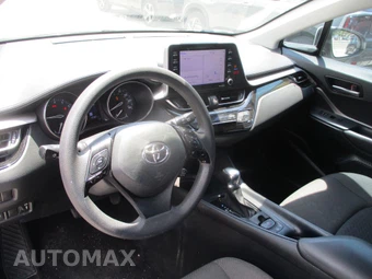 2021 Toyota C-HR LE - miniatura 13