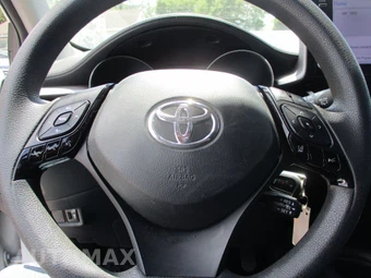 2021 Toyota C-HR LE - miniatura 16