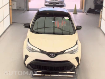 2021 Toyota C-HR Nightshade - miniatura 2