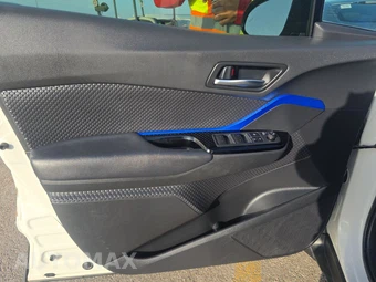 2021 Toyota C-HR XLE - miniatura 15
