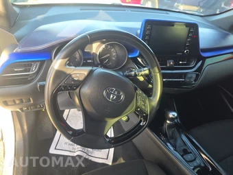 2021 Toyota C-HR XLE - miniatura 17
