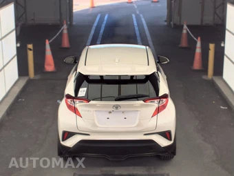2021 Toyota C-HR XLE - miniatura 6