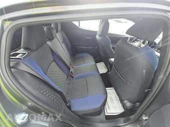 2021 Toyota C-HR XLE - miniatura 16