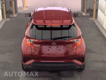 2021 Toyota C-HR XLE - miniatura 5