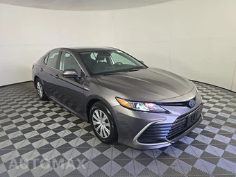 2021 Toyota Camry Hybrid LE - miniatura 3