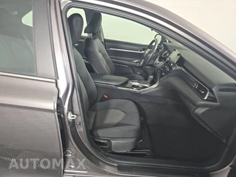 2021 Toyota Camry Hybrid LE - miniatura 8