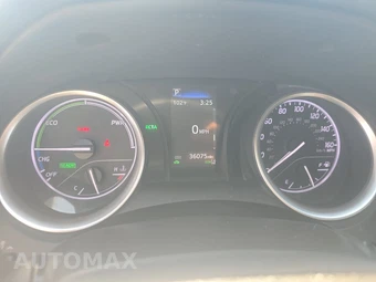 2021 Toyota Camry Hybrid LE - miniatura 12