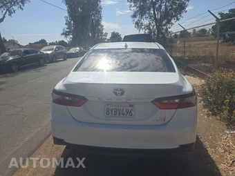 2021 Toyota Camry Hybrid LE - miniatura 5