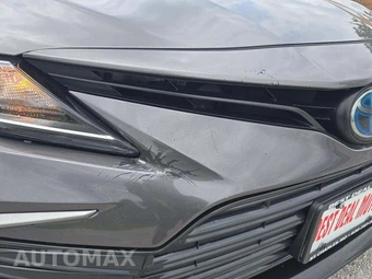 2021 Toyota Camry Hybrid LE - miniatura 20